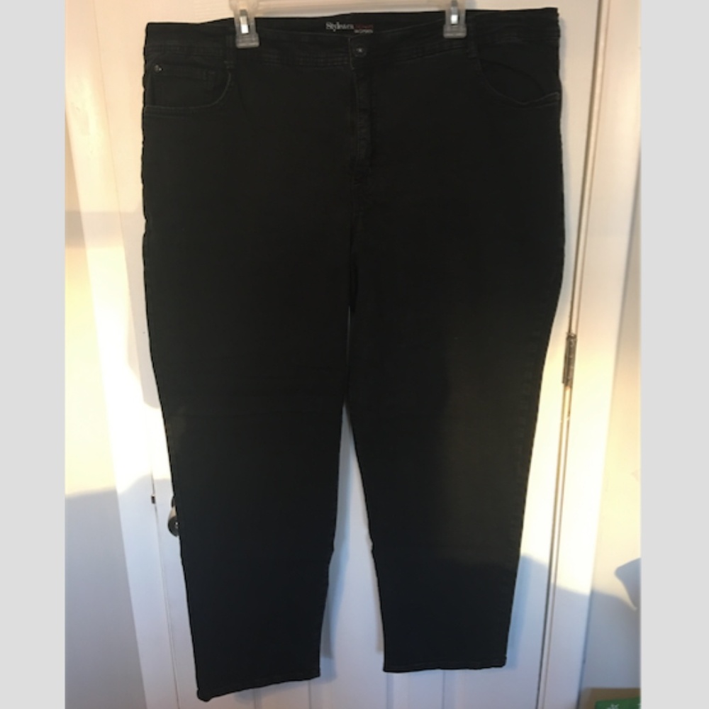 Style & Co Black Slim Leg Jeans | Tummy Control